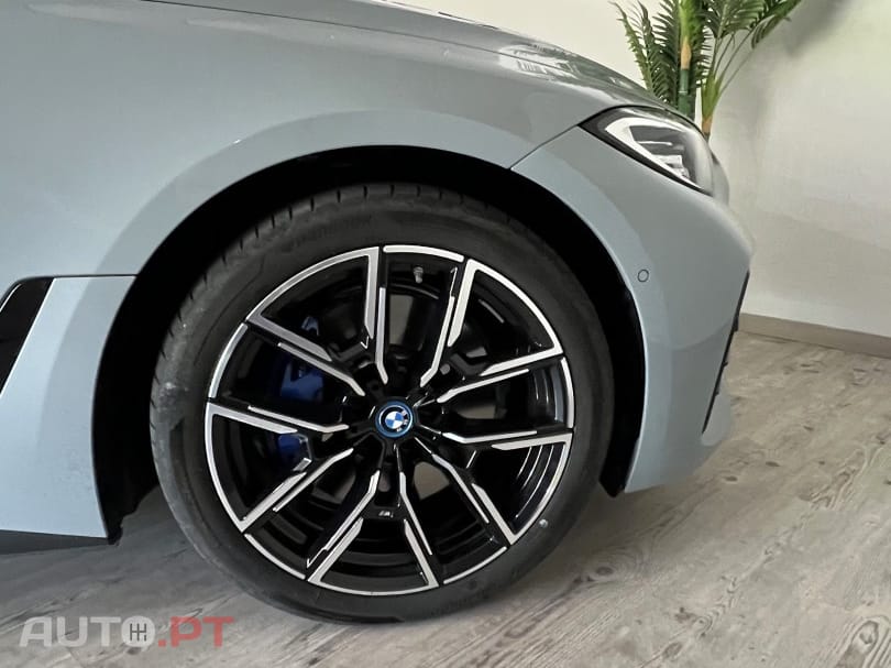 BMW i4 M50