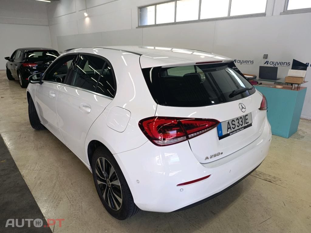 Mercedes-Benz A 250 e Style Plus
