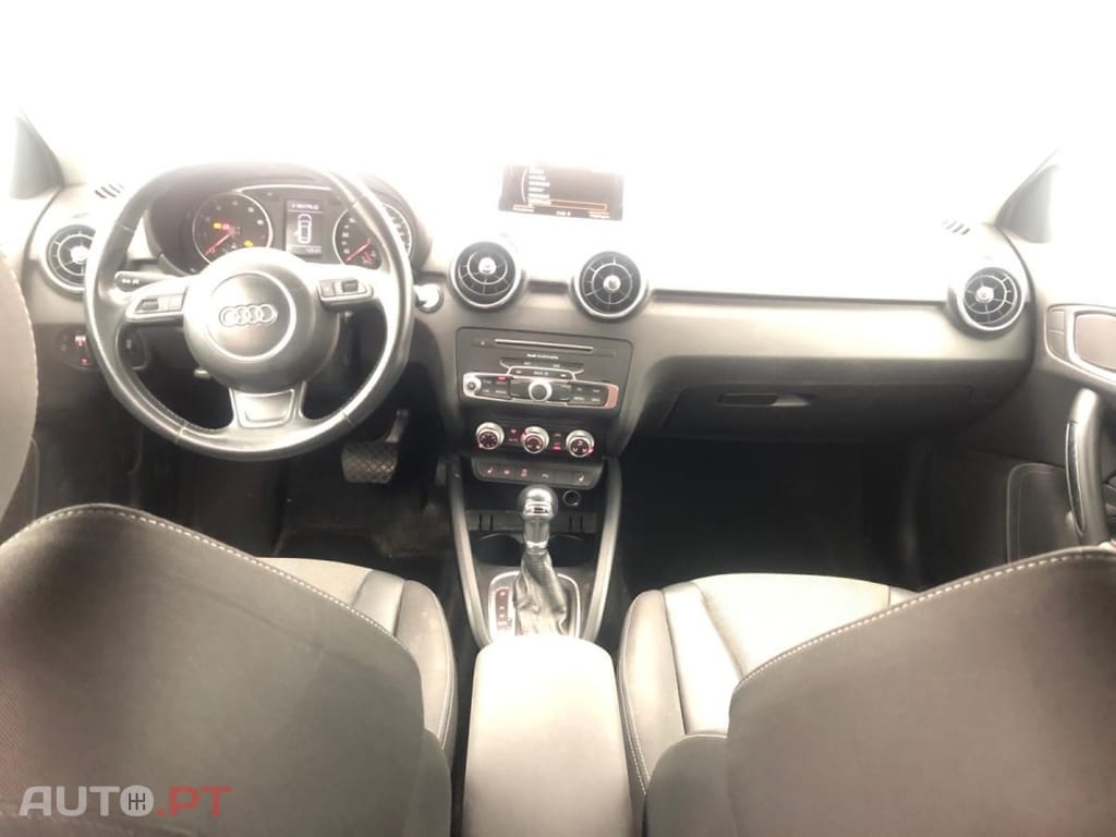 Audi A1 1.0 TFSI ultra S tronic  Ambition