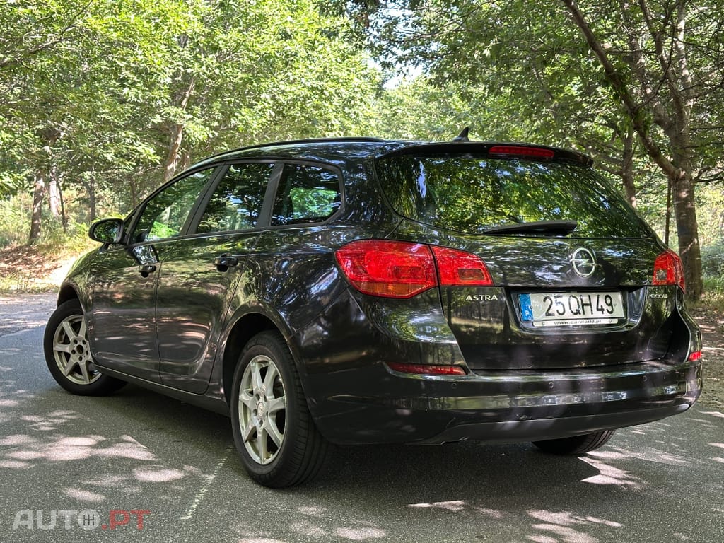 Opel Astra Sports Tourer 1.7 CDTi Selection Business