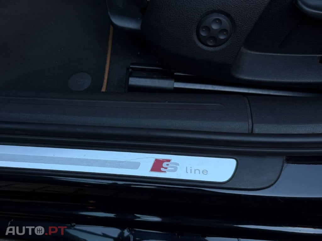 Audi A4 Avant 2.0 TDI SPORT S-TRONIC