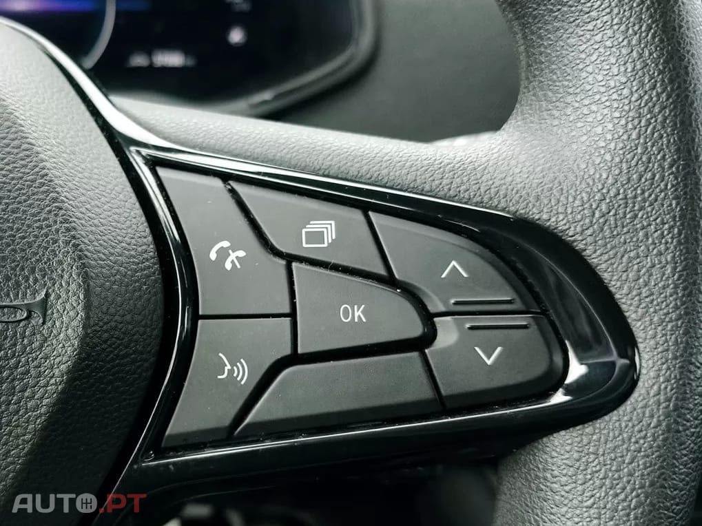 Renault Zoe (c/ Bateria) EV 50 110hp Equilibre