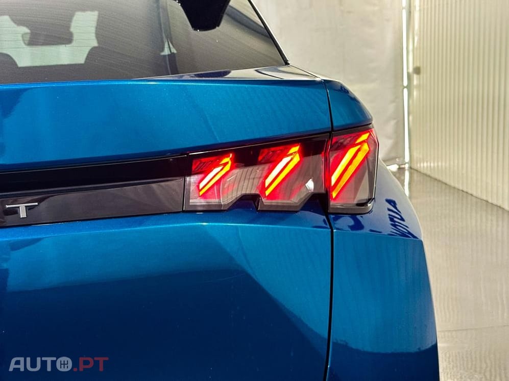 Peugeot E-3008 73 kWh GT
