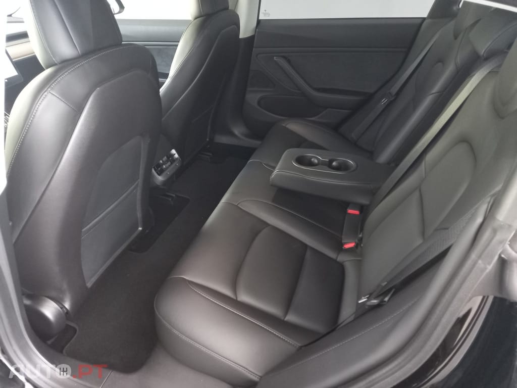 Tesla Model 3 Long-Range Dual Motor AWD