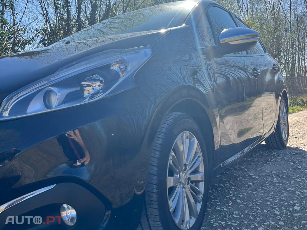 Peugeot 208 1.2 PureTech