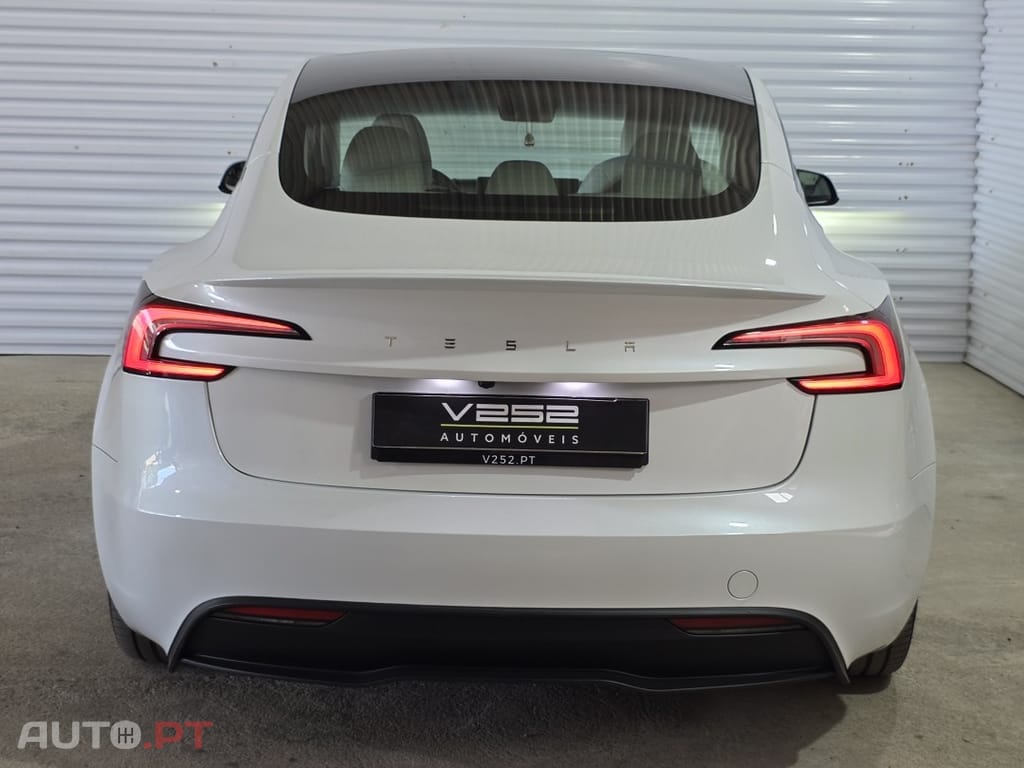 Tesla Model 3 Tração Traseira Premium