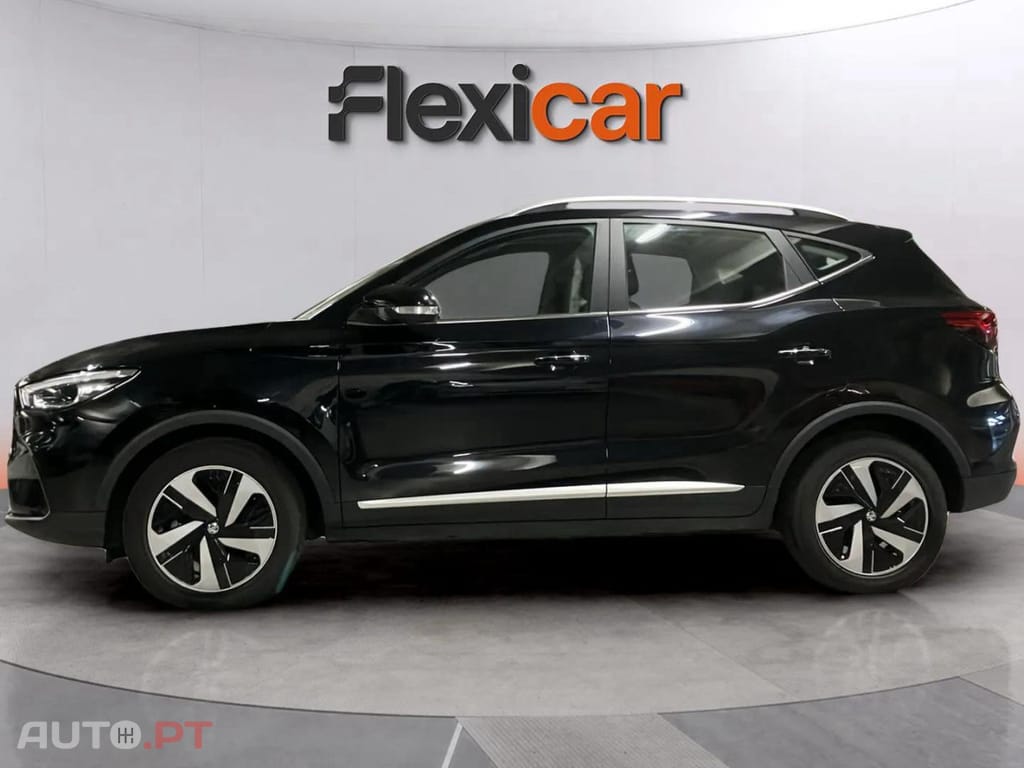 MG ZS EV 72.6 kWh Luxury OBC 11 KW