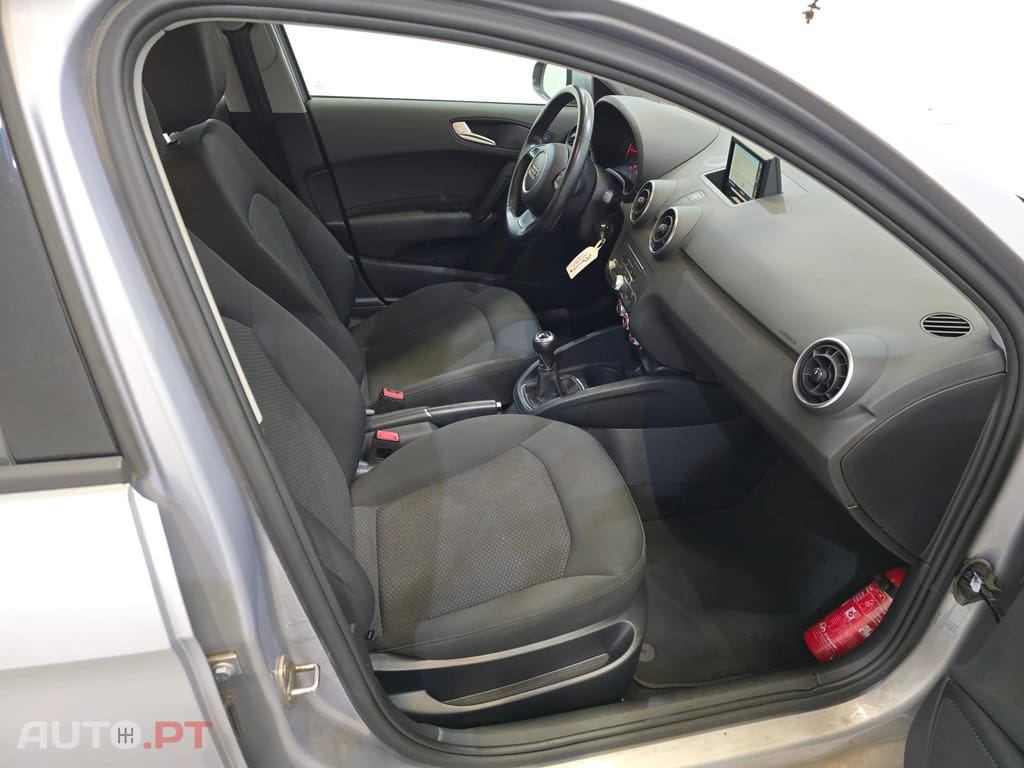 Audi A1 1.4 TDI - Navi Klima