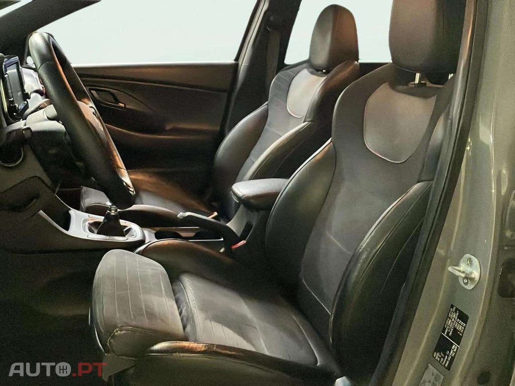 Hyundai i30 N 2.0 T-GDi Performance Pack