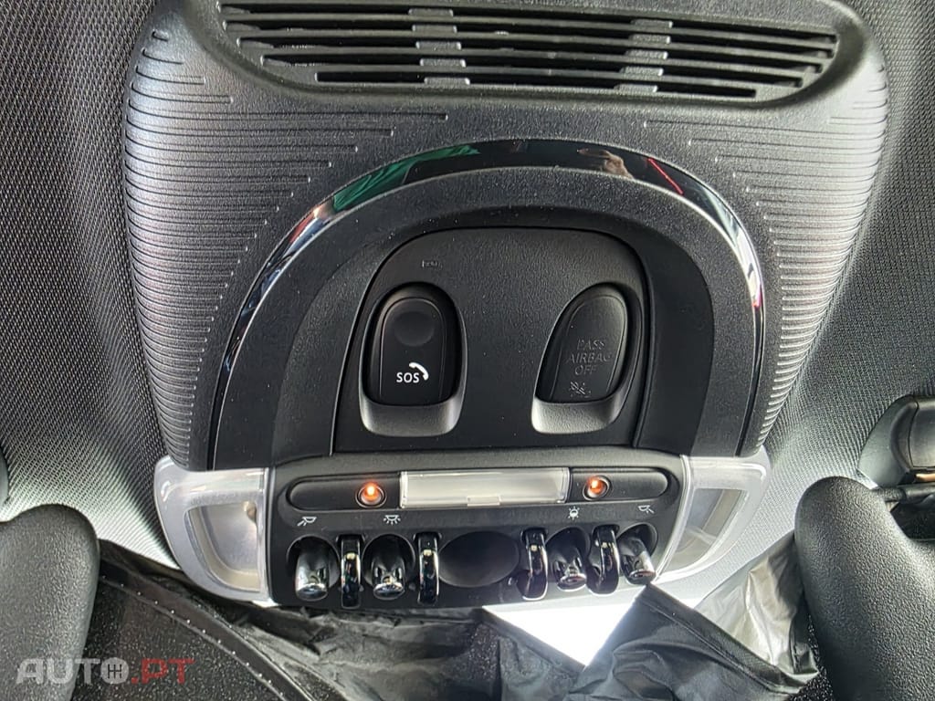 MINI Cooper John Cooper Works
