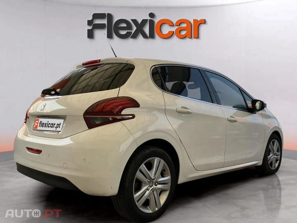 Peugeot 208 1.2 PureTech Allure EAT6