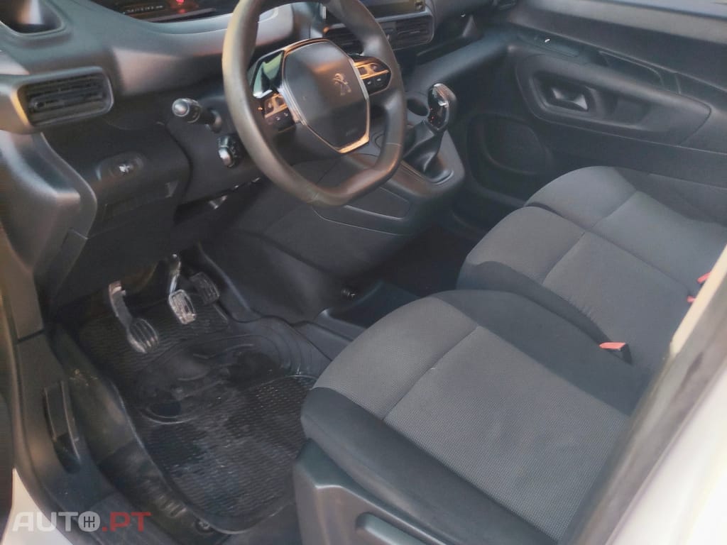 Peugeot Partner 1.5 BlueHDi Premium Longa