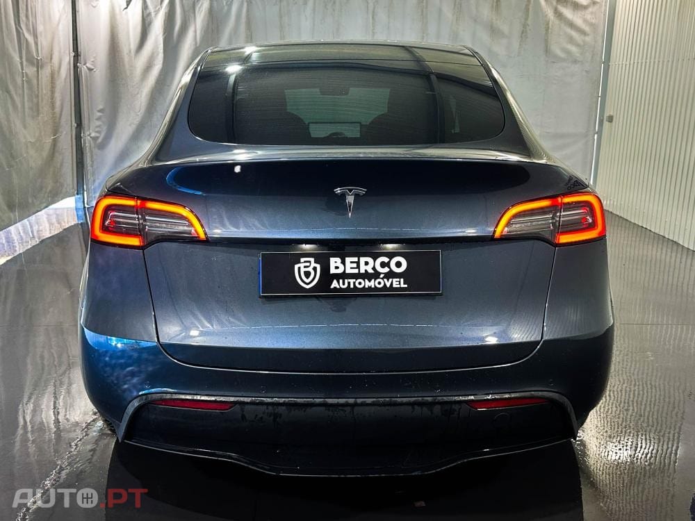 Tesla Model Y Long Range Dual Motor AWD