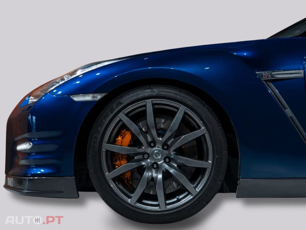 Nissan GT-R Black Edition