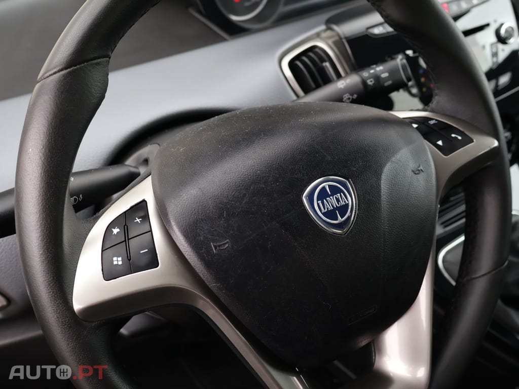 Lancia Ypsilon 1.2 S&S Fashion