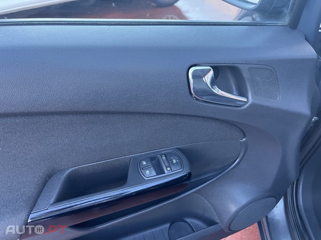 Opel Corsa 1.2 Enjoy