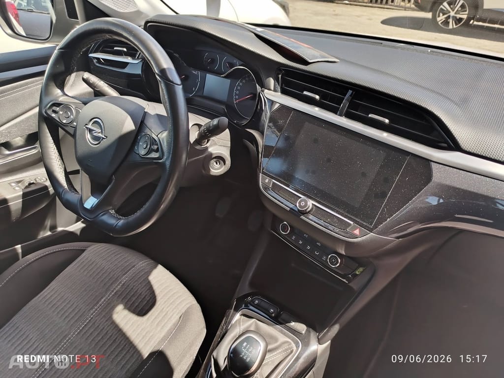 Opel Corsa 1.5 D Business Edition — fotografia 10