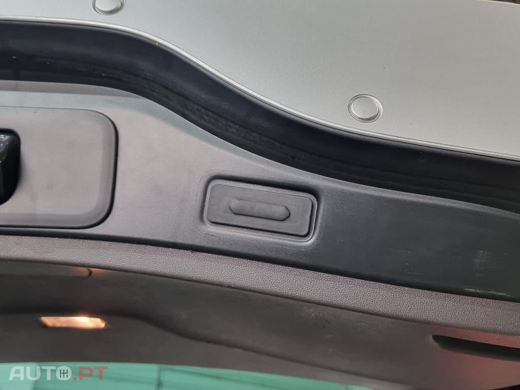 Renault Espace 1.6 dCi Initiale Paris EDC