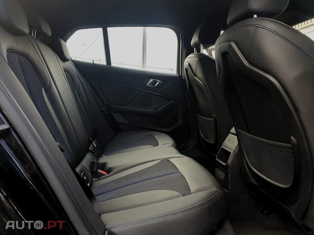 BMW 116 d Pack Desportivo M