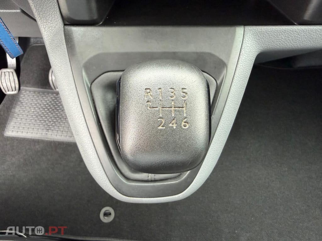 Peugeot Expert 2.0 BlueHDi L3H1 Premium Long