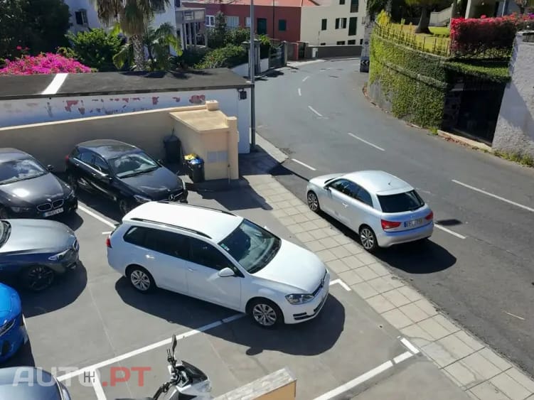 Volkswagen Golf 1.6 TDi Confortline