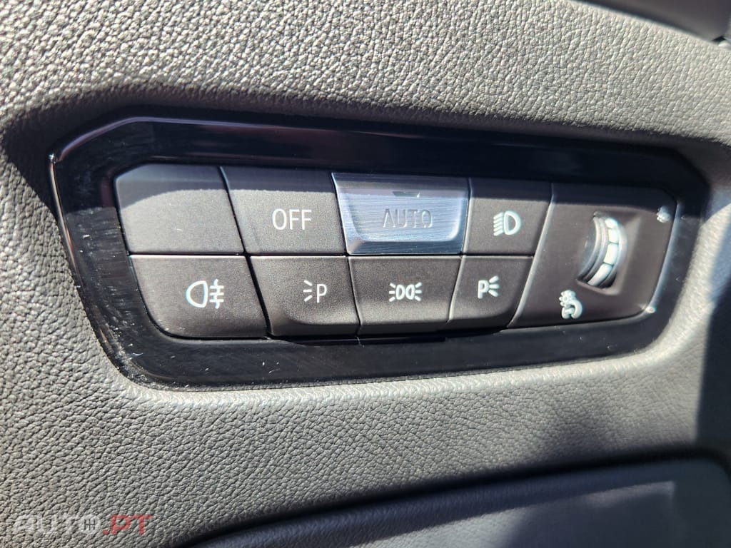 BMW 320 e Auto