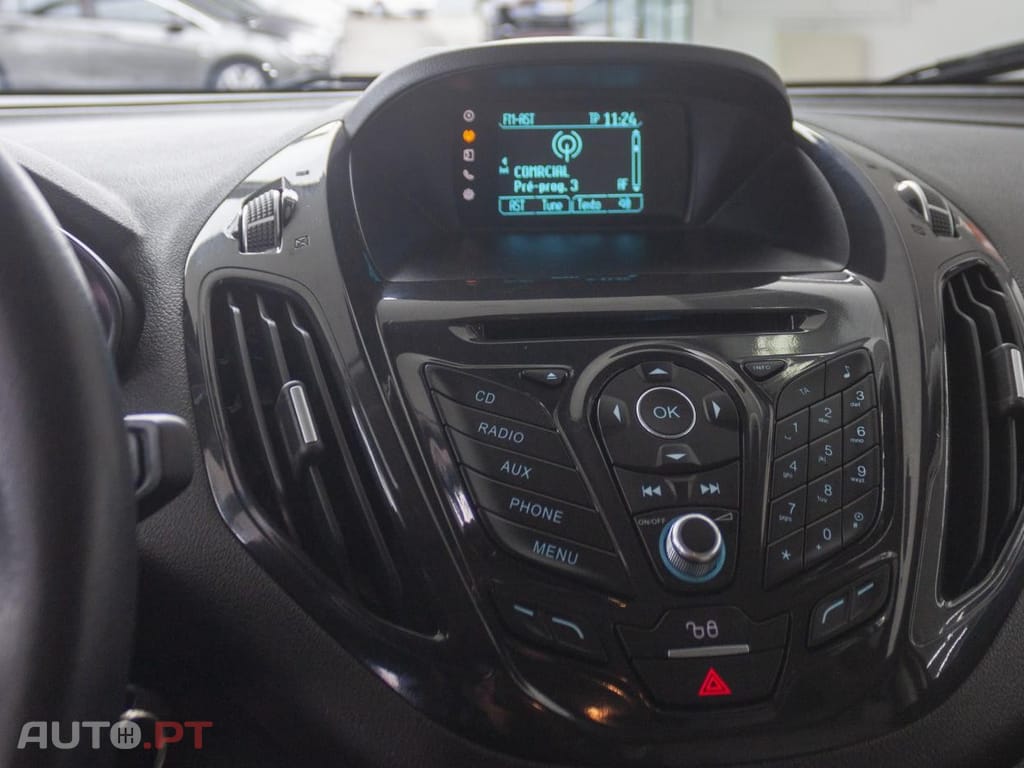 Ford Tourneo 1.0 EcoBoost Titanium