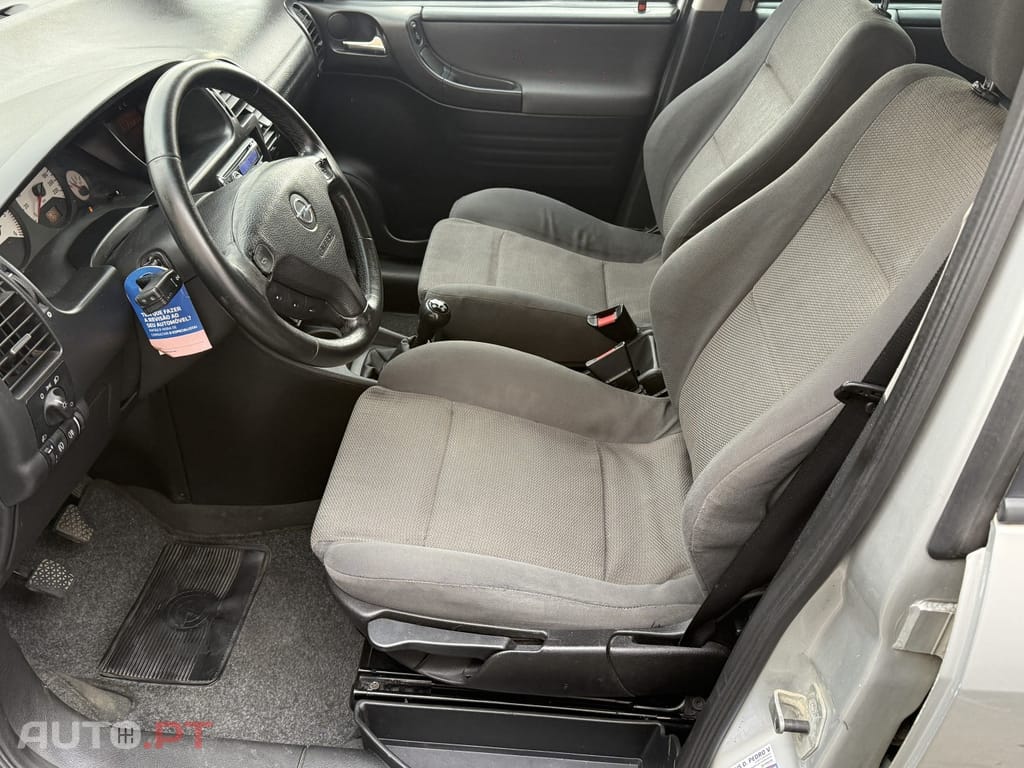 Opel Zafira sport
