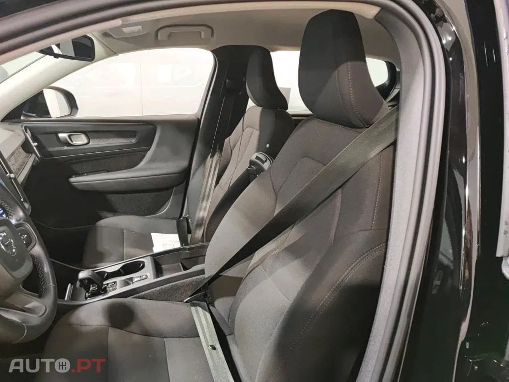 Volvo XC40 1.5 T4 PHEV Essential