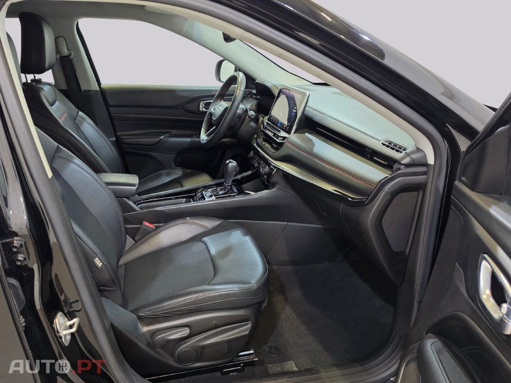 Jeep Compass 1.3i T4 Trailhawk eAWD I.V.A DEDUTIVEL