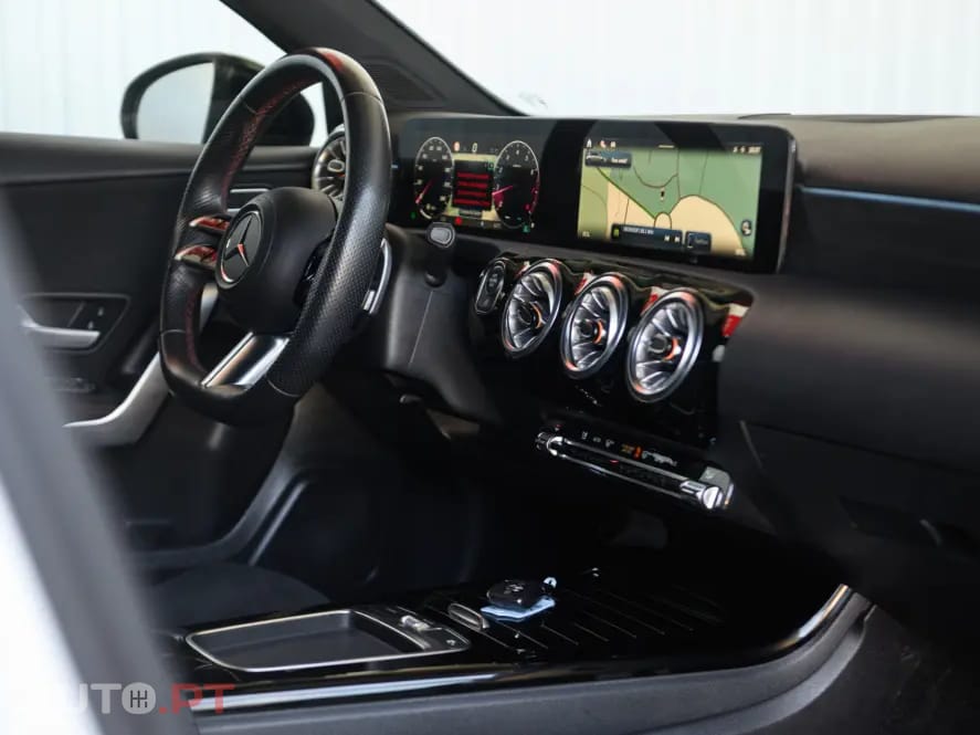 Mercedes-Benz A 200 Standard