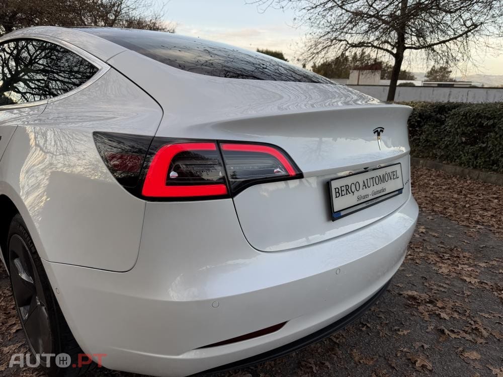 Tesla Model 3 Long-Range Dual Motor AWD