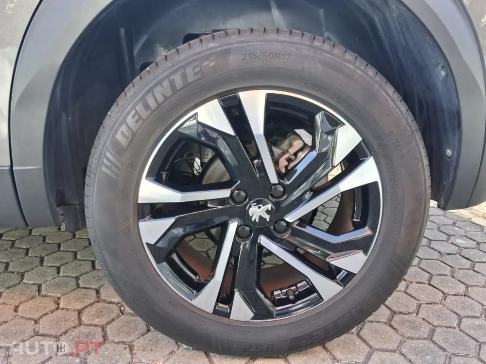 Peugeot 2008 1.2 PureTech Allure EAT8