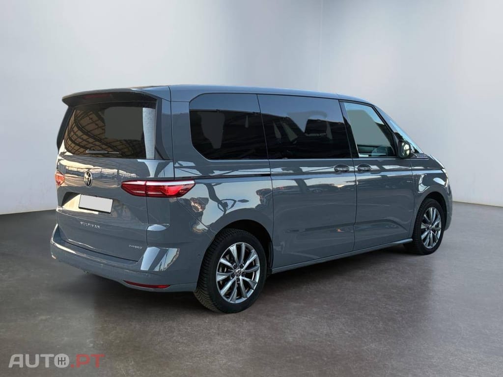 Volkswagen Multivan Court 1.4 eHybrid Life DSG6