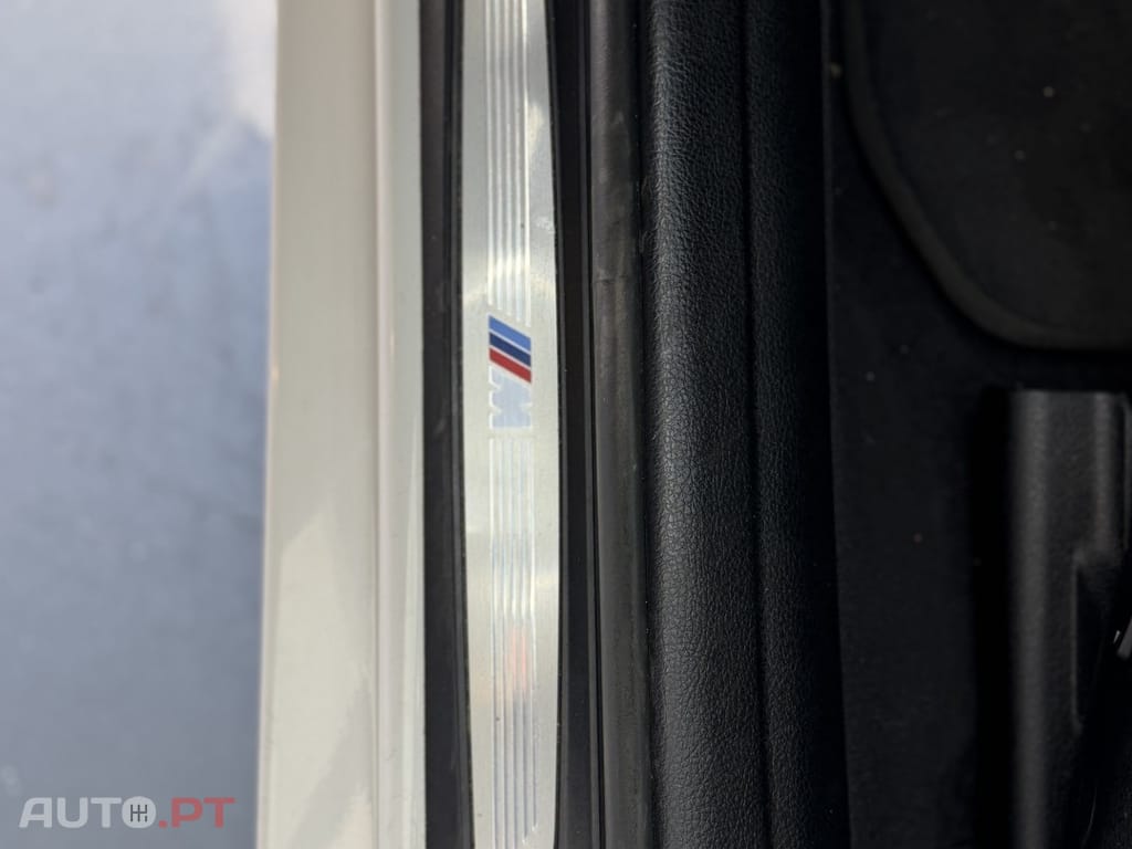 BMW 318 d Touring Auto Pack M