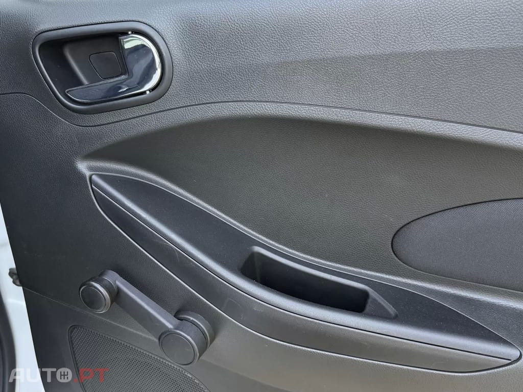 Ford KA 1.2 Ti-VCT White & Black Edition