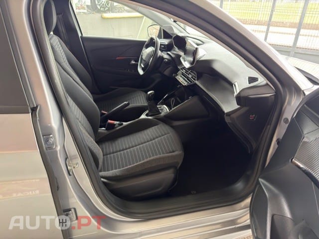 Peugeot 208 PureTech 75 Active