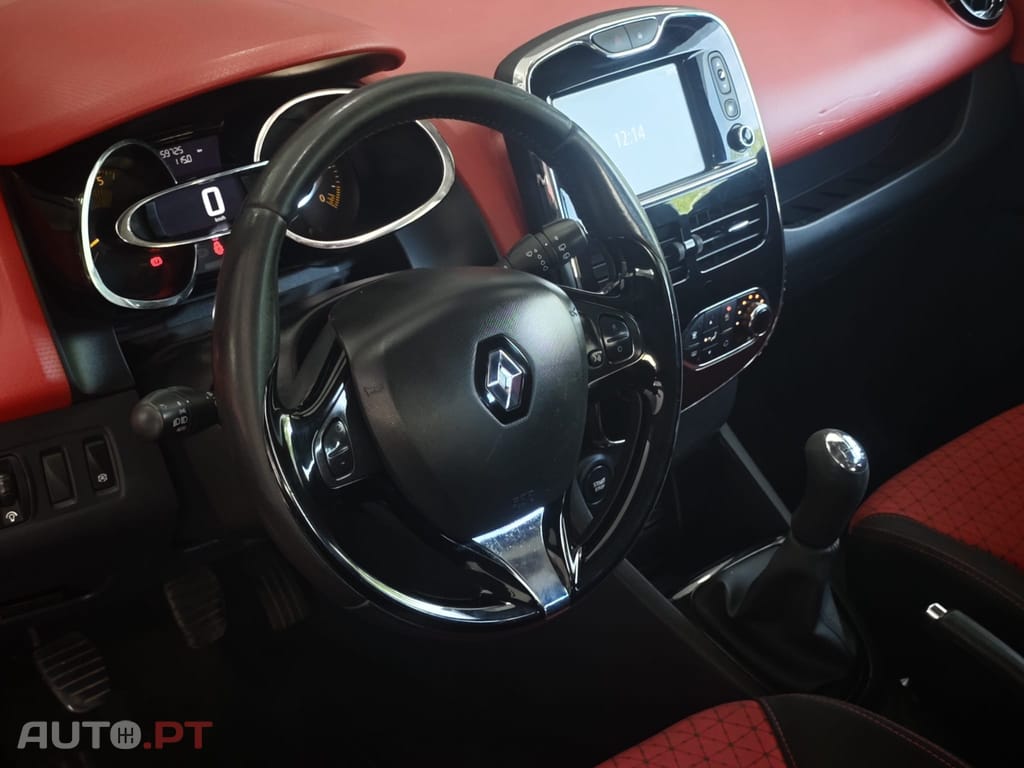 Renault Clio Sport Tourer DCI LIMITED