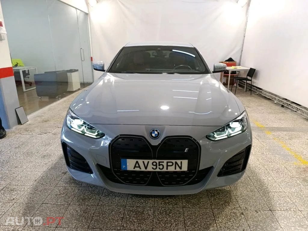 BMW i4 eDrive40 Desportiva M