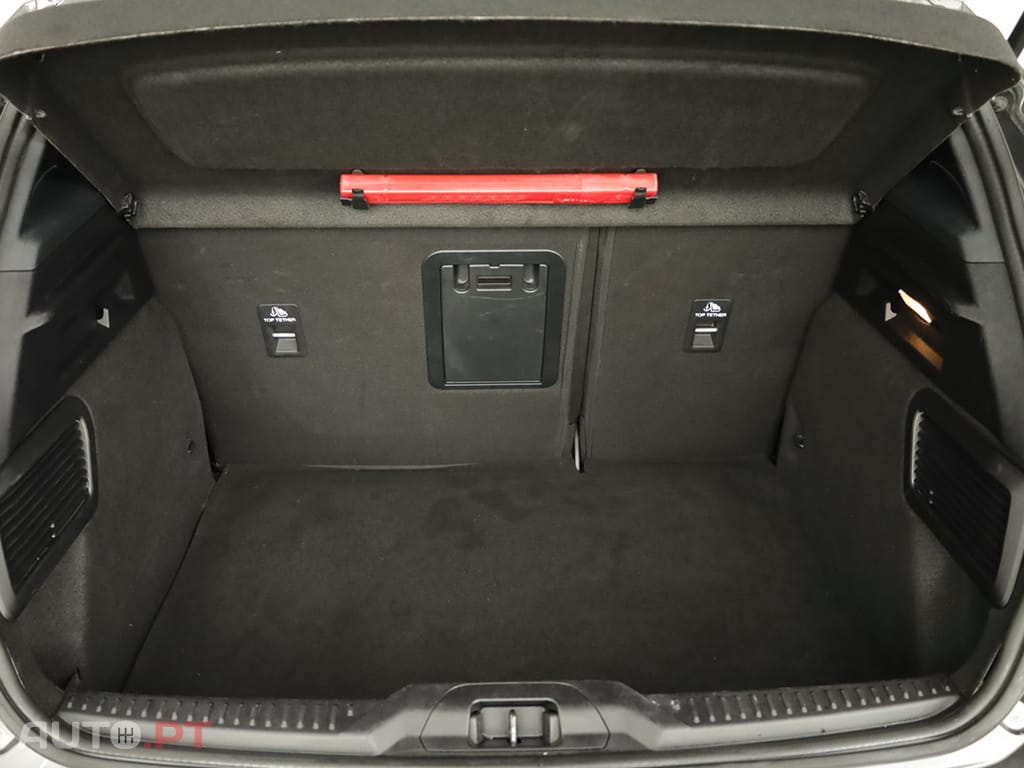 Ford Focus Focus 1.0 EcoBoost MHEV ST-Line X