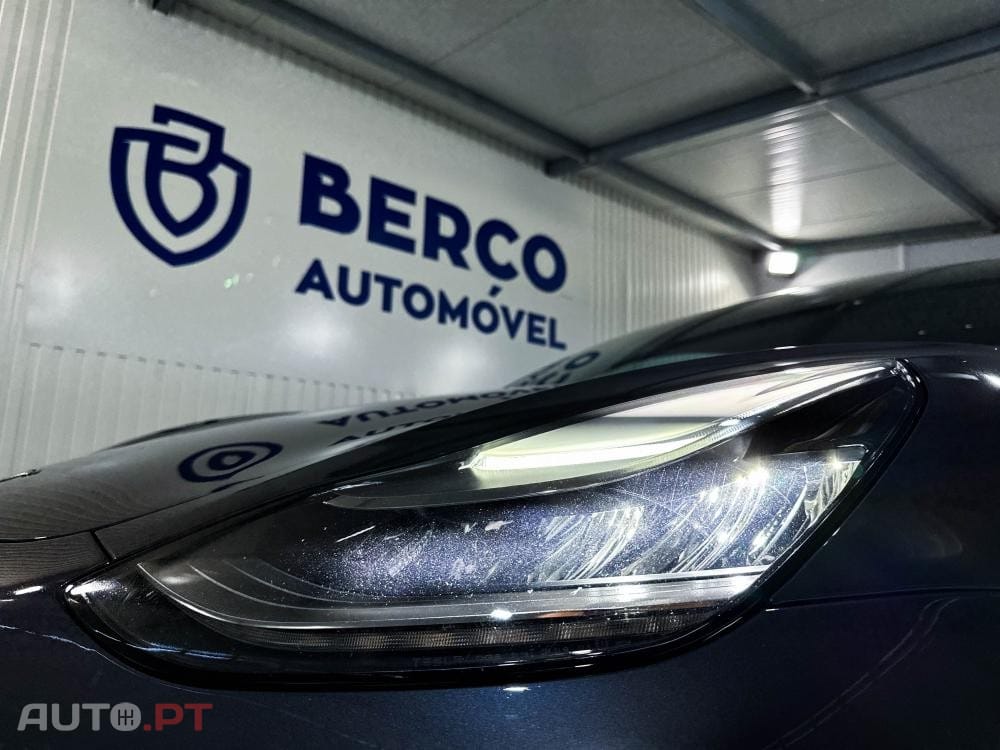 Tesla Model 3 Long-Range Dual Motor AWD