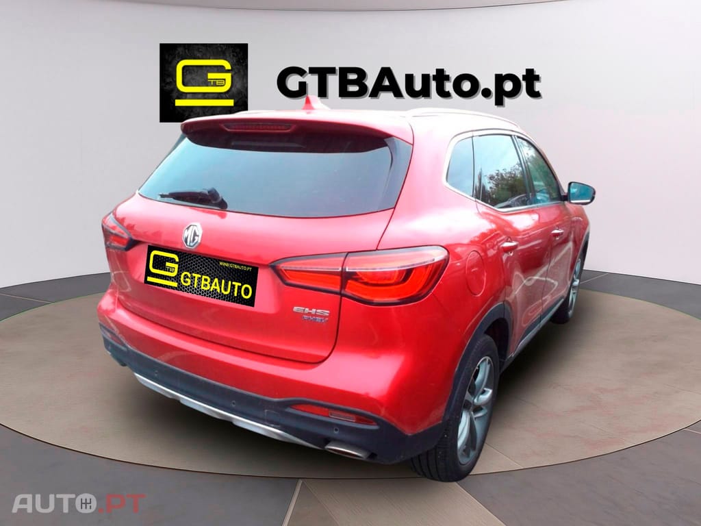 MG EHS PHEV Hybrid Luxury