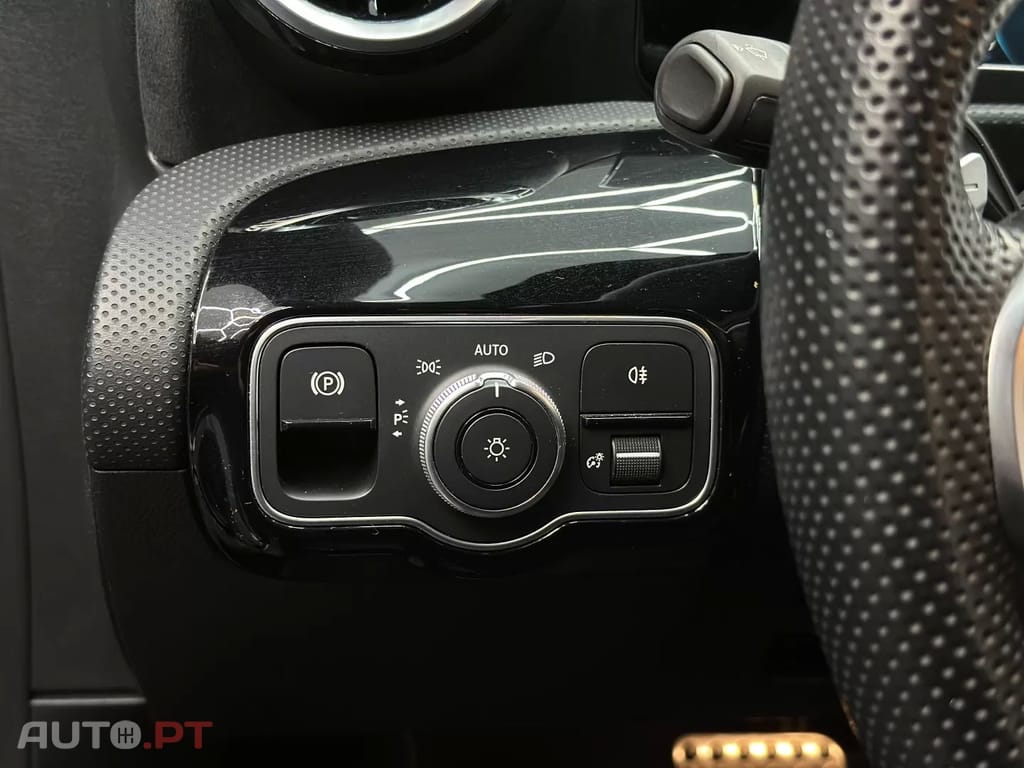 Mercedes-Benz CLA 250 e Shooting Brake AMG Line