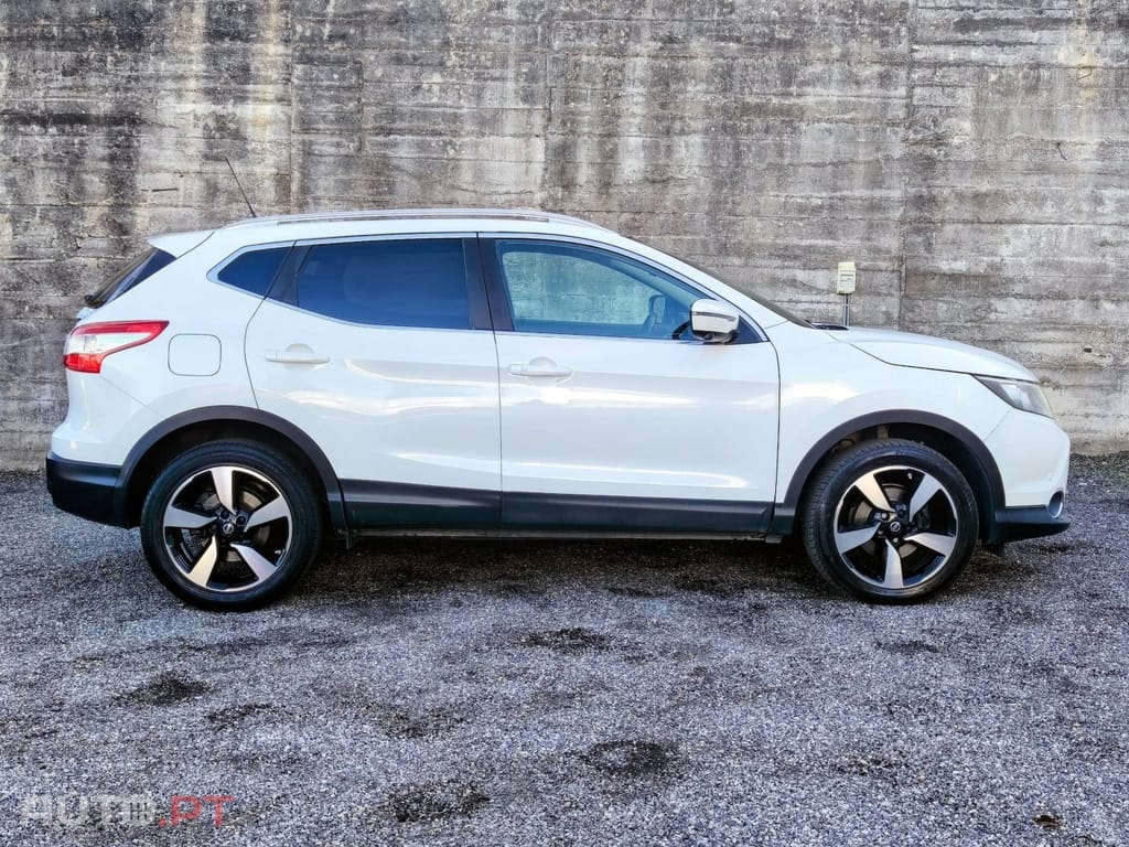 Nissan Qashqai 1.5 dCi N-Connecta