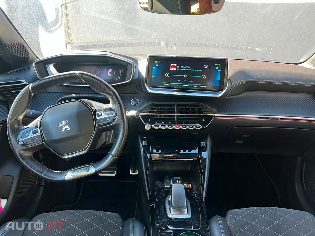Peugeot E-208 50 kWh GT Pack