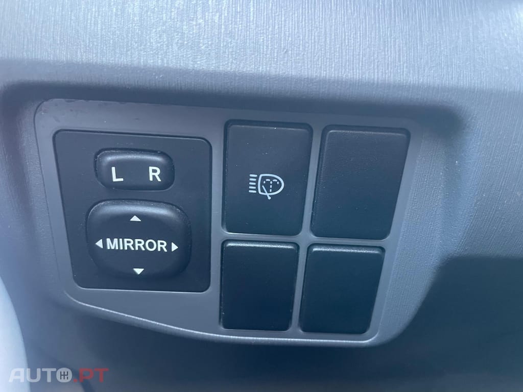 Toyota Prius 1.8 Exclusive