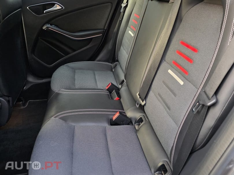 Mercedes-Benz A 180 d — fotografia 8