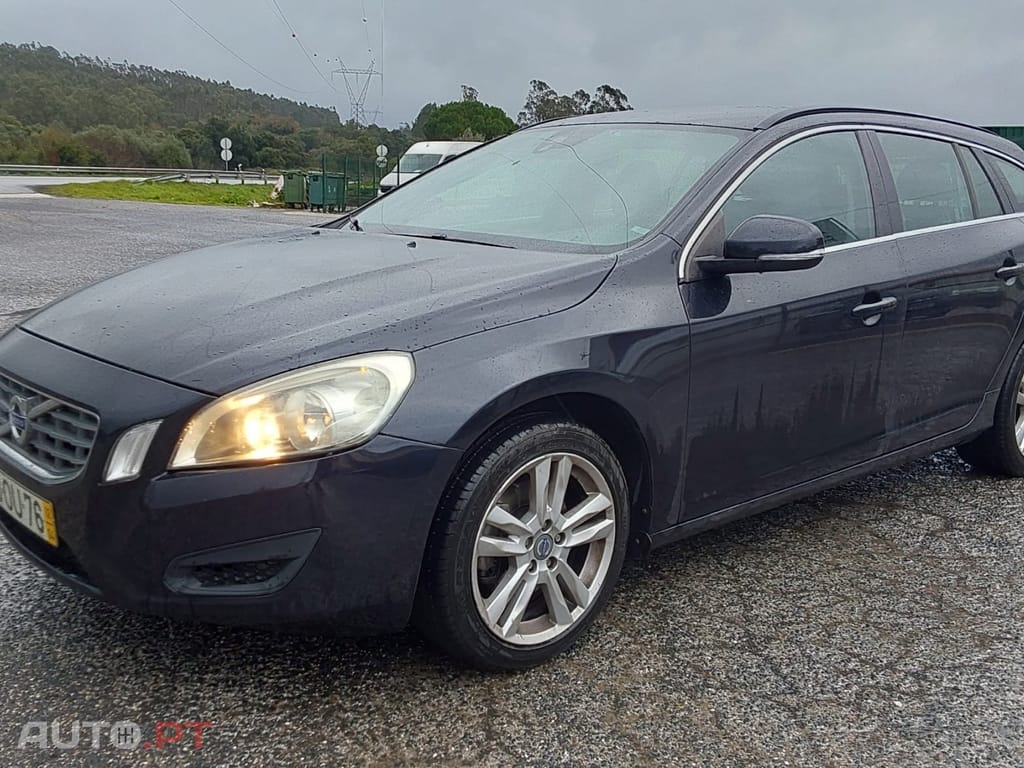Volvo V60 1.6 D2 Drive Momentum Start/Stop