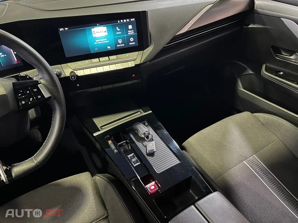 Opel Astra Sports Tourer 1.2 T Hybrid GS eDCT