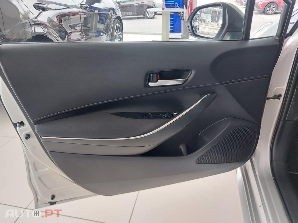 Toyota Corolla Touring Sports 1.8 Hybrid Comfort